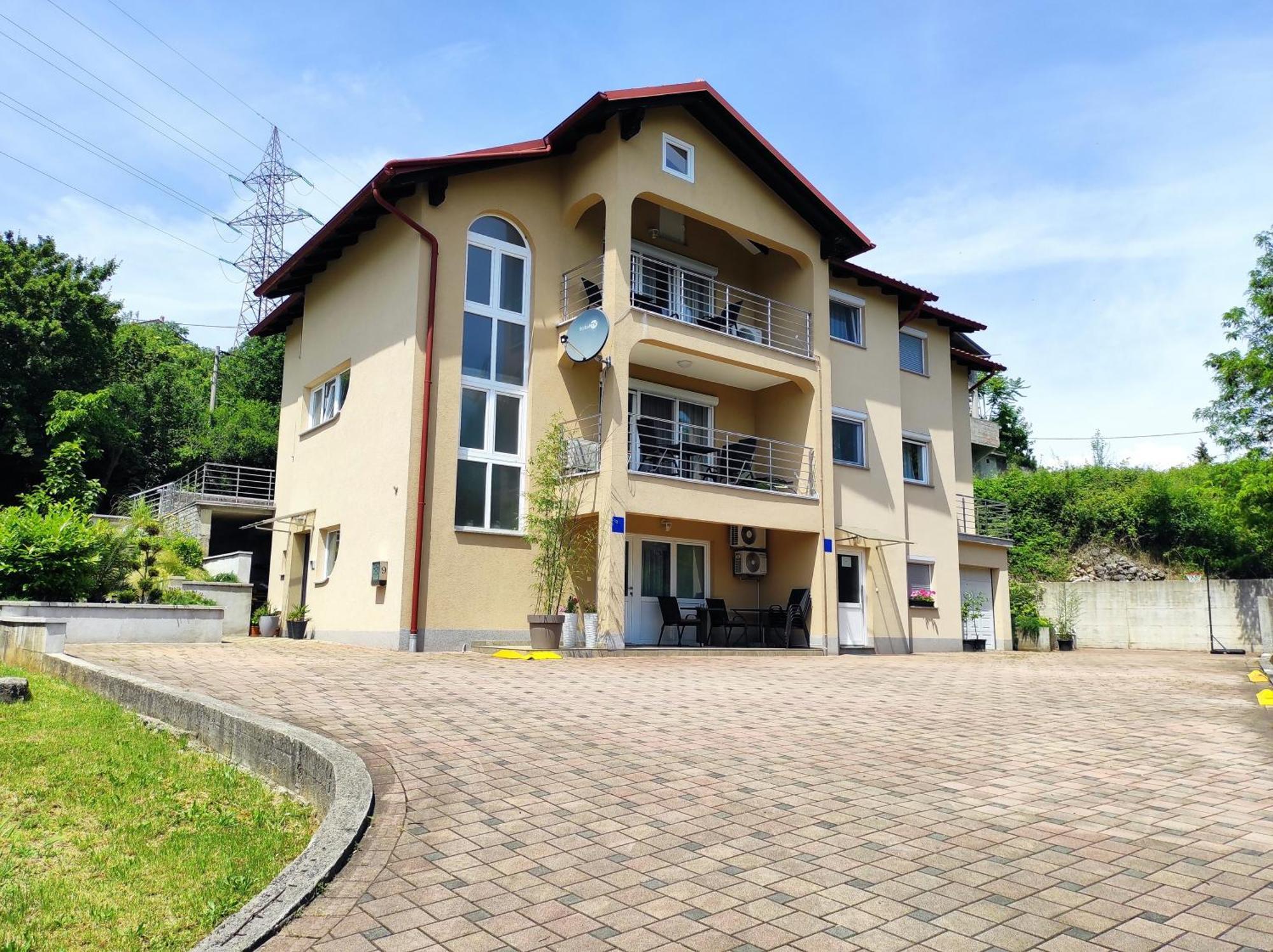 Apartments With A Parking Space Rijeka - 18146 Exterior photo